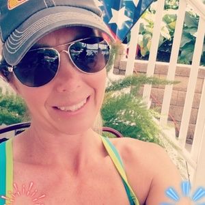 Meet your Posher, Kendra